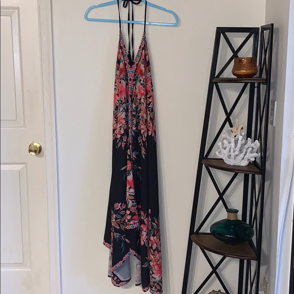 NEW Flying Tomato Halter Maxi Handkerchief Dress - Picture 3 of 6